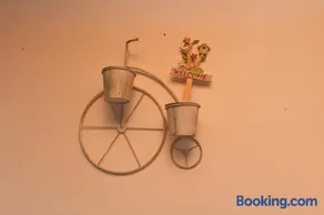 Art Flowers and Culture - Image 3