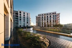 Modern Studio in Gasperich with Balcony & Wi-Fi - Image 4