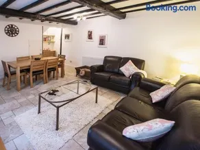 Barbican Cottage - Image 2