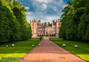 Stableyard Studio: Drumlanrig Castle - Image 2