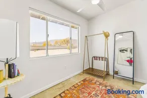 The Maude House - Image 4