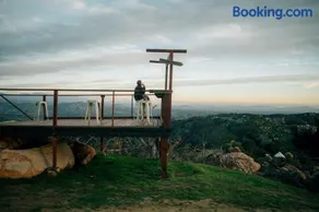 A Cozy Fireside Glamping Escape with Ridge Views - Image 4