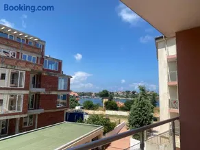 Sunrise Apartments - Image 4