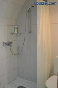 Kraavi Guest Hostel - Image 2