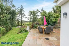 4 Bed in West Down oc-32588 - Image 4