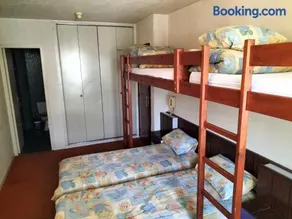 Chambre Quadruple avec Salle de Bains Privative 1 - Image 2