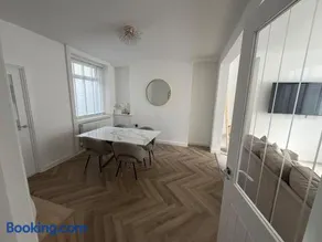 Your South Wales adventure base - Sleeps 7 - Image 3