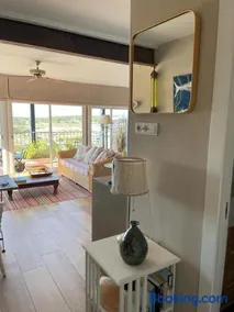 Sea Views Penthouse - Image 2