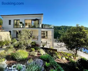 Villa White Pearl Opatija Luxury Stay with Pool and Sea View - Image 1