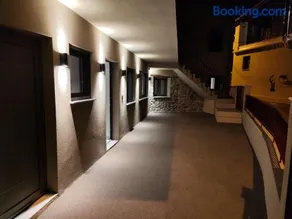 Pavliani Apartments - Image 3