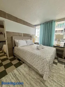 Downtown Isla Verde Luxe Apartment with Pool - Image 2