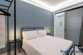 Parmenide Family Apartment - Image 4