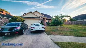 Springwood Executive Home near Exxon Campus - Image 1