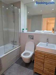 Piccadilly Place - Image 4