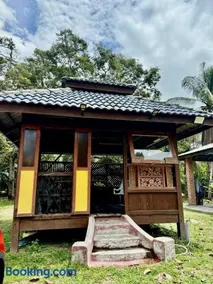 EmbunSari Serimenanti Homestay - Image 3
