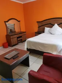 EMMARIC LODGe - Image 3