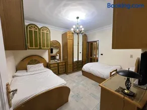 3 Bedroom apartment with Garden - Image 4