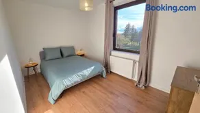 Charmante maison, entière avec jardin et terrasse ! - Image 1