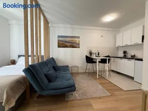 Modern City Apartment, Just 5 Minutes to Downtown - Image 4