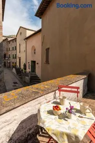 La Porta Suite - Image 1