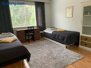 2BR Apartment AM7, free parking, big balcony - Image 1