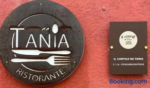Il cortile da Tania - Image 1
