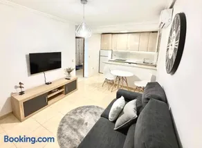 Pretty Bungalow Apartments - Image 3