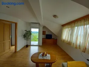 Franka - Image 1