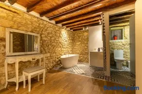 Stefanos House - Image 1