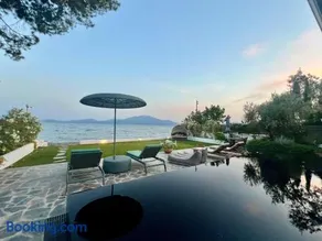 Evia Escape - Beachfront villa - Image 1