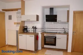 Double room, shower, toilet - Image 5