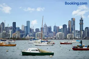 1 Bedroom Apartment With Parking Close To Beach - Image 4