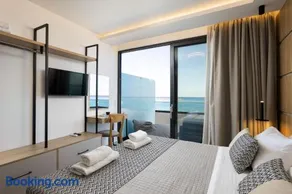 Poseidon Hotel - Image 2