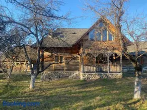 Casa Bunica - Vila Rustică cu Prispă Experiență Românească Autentică lângă Pârâu în Natura Loc Joaca Copii Oaza de Liniște - Image 1