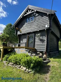 Stabbur Steinbekken Roost, Rustic Forest Stay, Shared Toilet, No Shower - Image 1