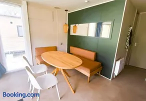 Mobile-Home Living - Image 3