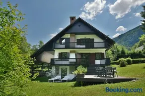 Chalet Ceri - Image 1