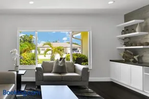 Villa Coastal Cove Sparkling Pool Close to Beach BBQ En-Suite - Image 2