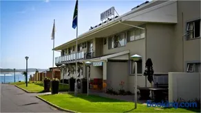 Bluewaters Hotel - Image 1