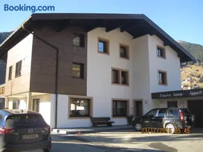 Haus Ganeu - Image 1