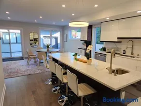 Byward-Market Luxury GuestHouse - Image 4