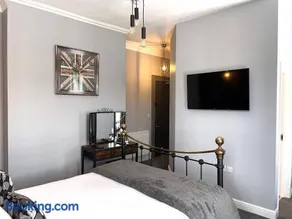 The Devonshire Villa - Image 4