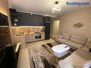 Saranda Apartment - Image 1