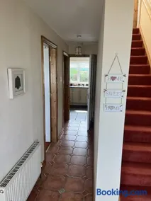 3 Bed Cosy Lahinch Home - Image 2