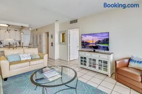 Galvestonian 1002-Beachfront Getaway - Image 4