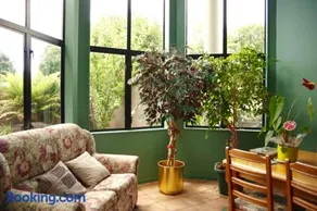 Hamilton East Homestay - Image 2