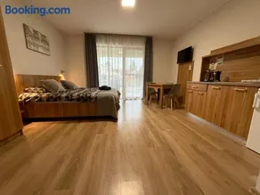 Hídfő Apartman - Image 4
