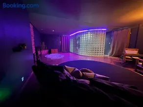 chambre IGNAZIO avec jaccuzi lit rond et jardin - Image 2