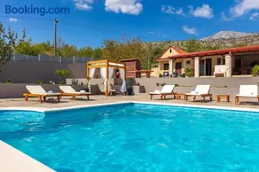 Villa Relax, private pool,barbecue! - Image 4