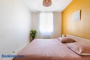 La Botanique Angevine-Design & Cozy-Private Parking - Image 4